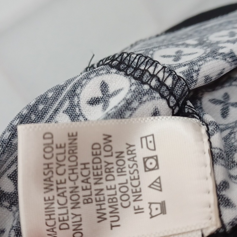 Maxstudio Blouse - Picture 7 of 12